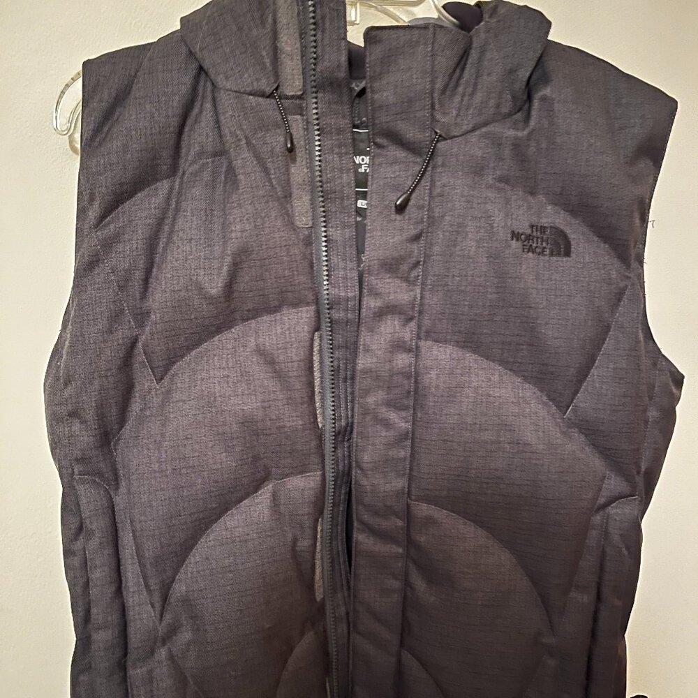 NNT / North Pole Face, Women's Puffer, Hooded Vest, Charcoal Grey / Size - L